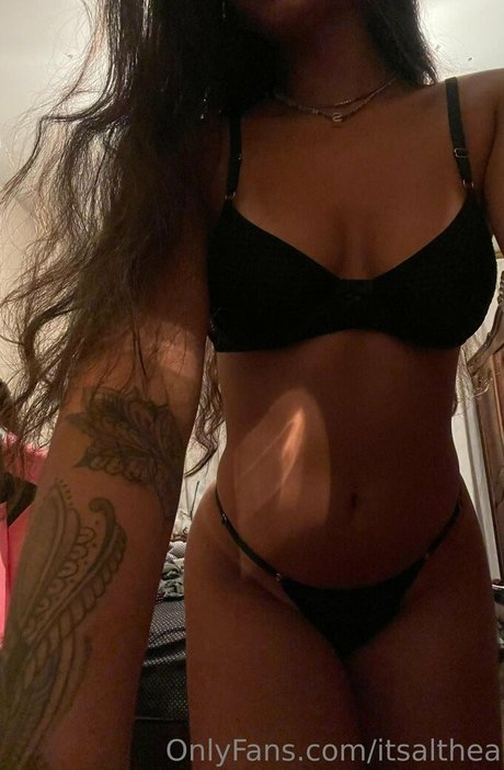 itsalthea erotic model gallery