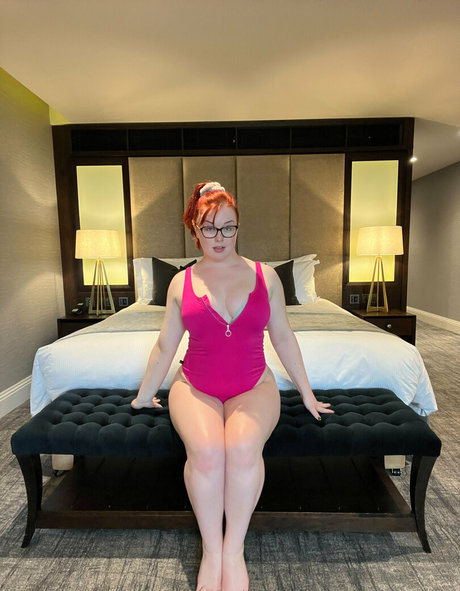 sweetlucysfreepage pornstar high quality img