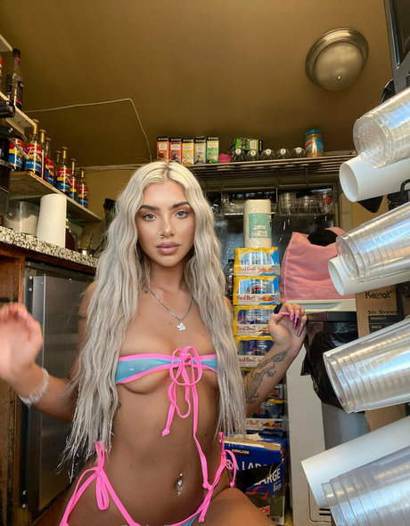 dreamgirlkylee pornstar archive