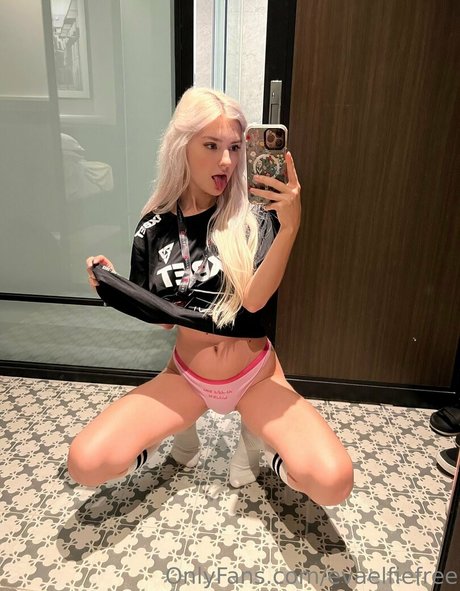 evaelfiefree top star image