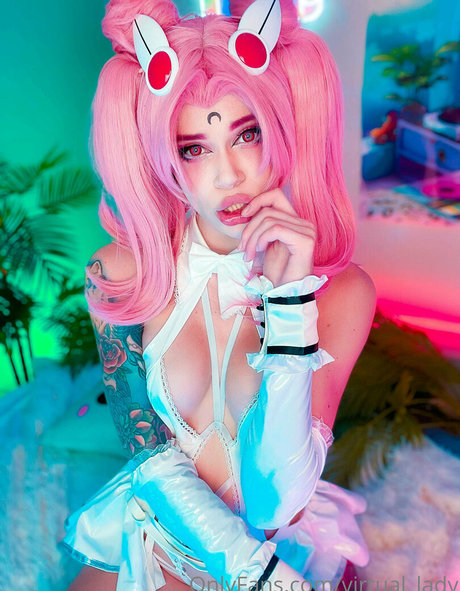 Virtual Lady art star pics