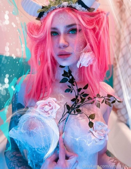 Virtual Lady hd star photo