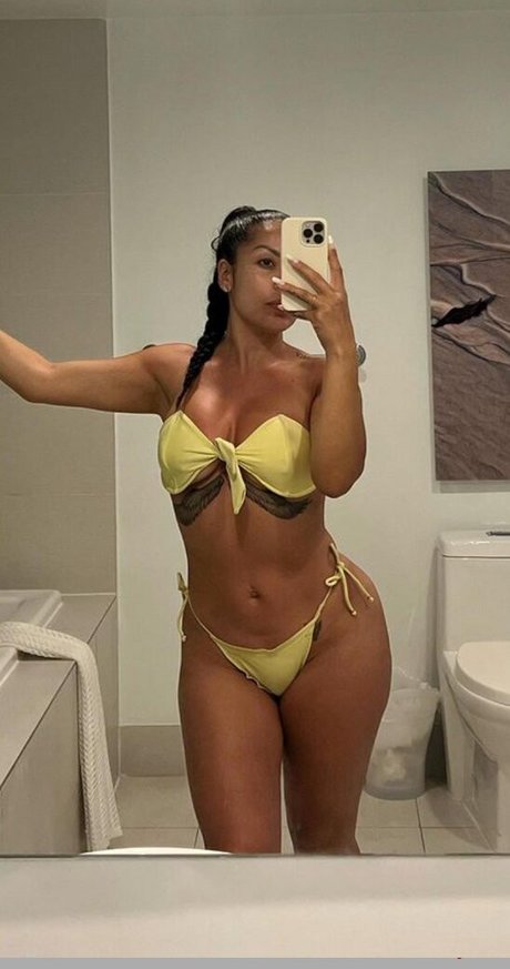 Getbodiedbyj nudes model pic