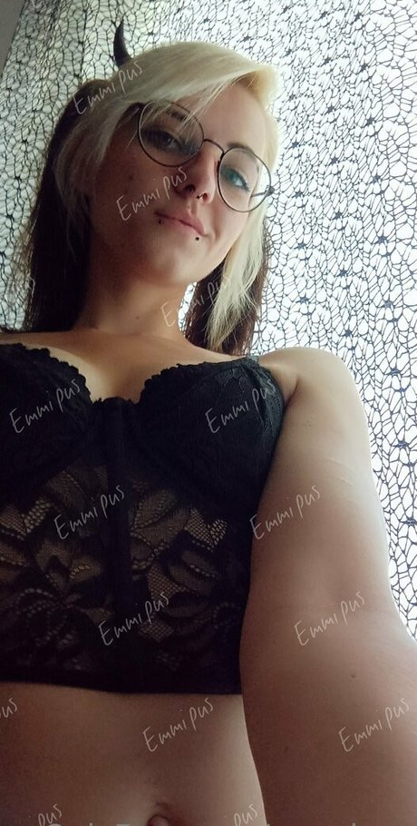 emmipus pornstar exclusive pics