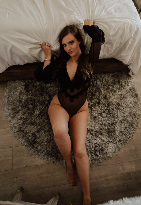 xokenzielovexo erotic pornstar img