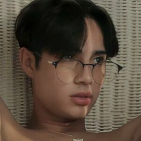 Yairestradah pretty pornstar photo