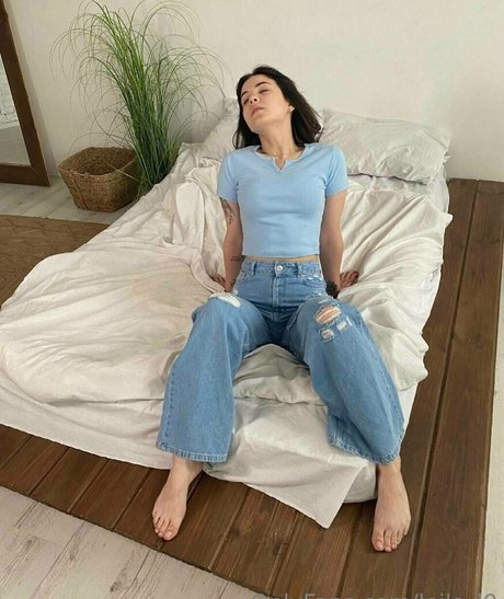 leila l0 best model images