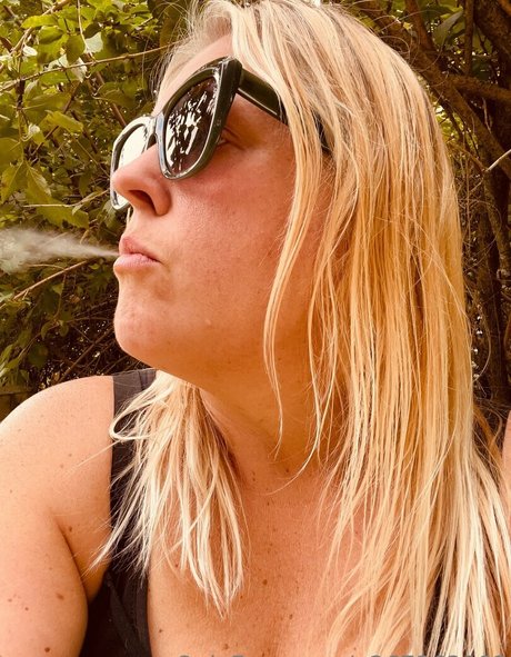 smokybrookeb model nude pictures