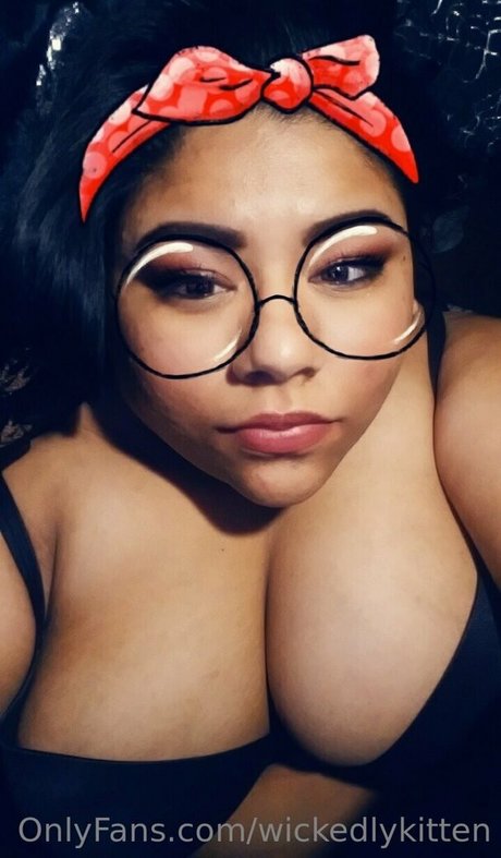 wickedlykitten pretty pornstar archive