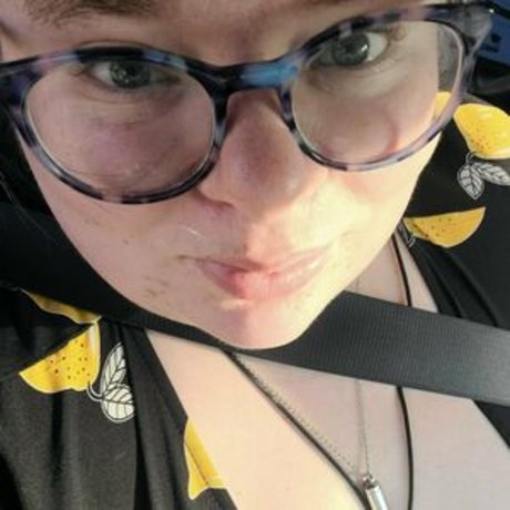 curv3s4daysfree nice star pic