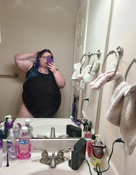 curv3s4daysfree naked actress images