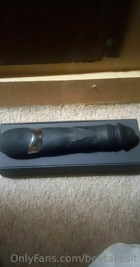 bevtakesit art actress images