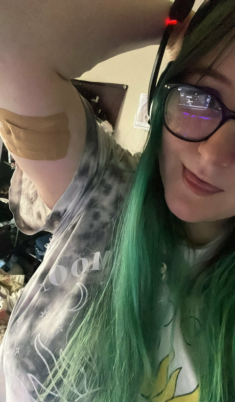 toastysyren model pornographic photo