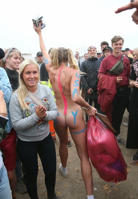 Lily Lowe model nice archive