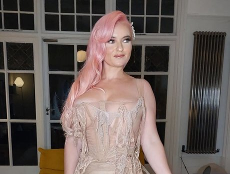 Grace Chatto hd actress pictures