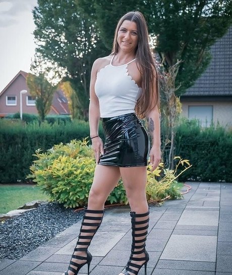 Selma Kopka star art photo