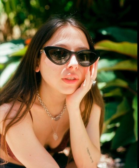 Esther Povitsky pornographic star image