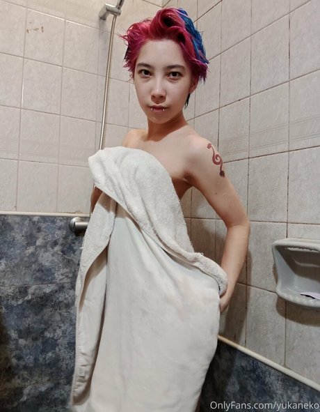 yukaneko art star photo