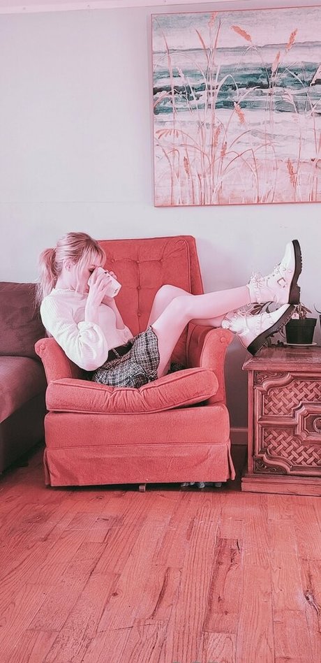 sativaskies star pretty images