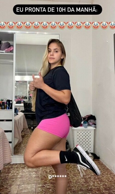 Laurinhafeer model erotic picture