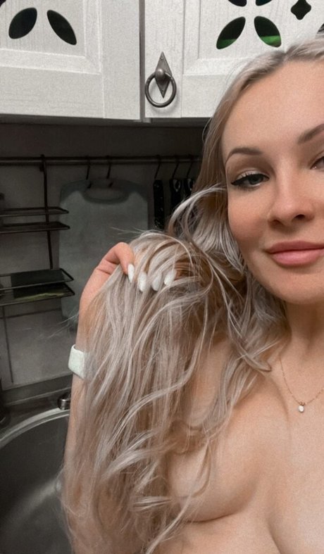 Milavy nude star archive