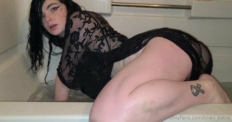 kiiwii katiie naked actress pics