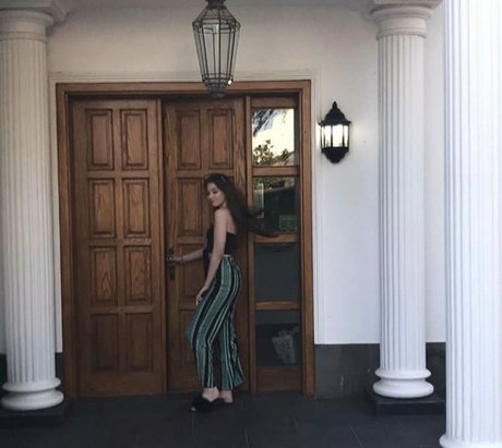 Elise Clayton adult star archive