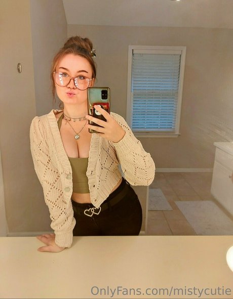 MistyCutie star best pictures