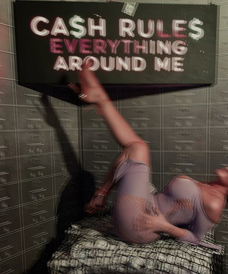 Danielle Tilly Wright pretty model image