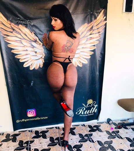 Carine Kishi nice model picture