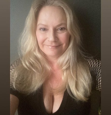 uniquilyyours best star archive