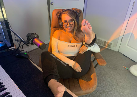 littlelainelassie model adult gallery