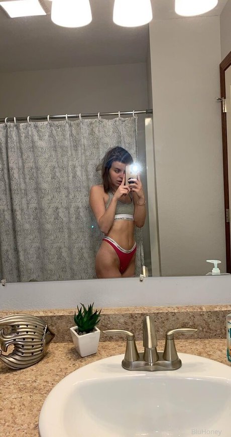 blufire999 top pornstar image