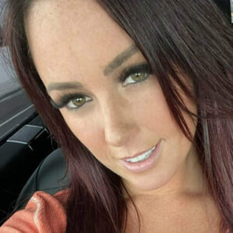 laciemayxo pretty model pic