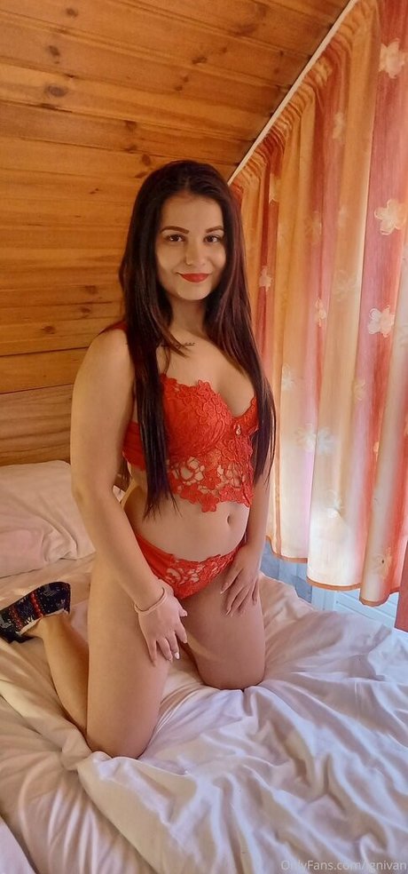 lgnivan beautiful actress pictures