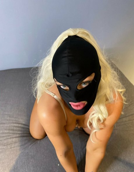 littlelofotengirl free model xxx images