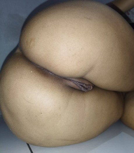 mikynha oficiall actress image