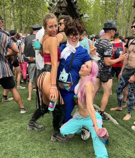 Jessu art model galleries