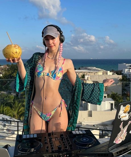 Jessu adult model pictures