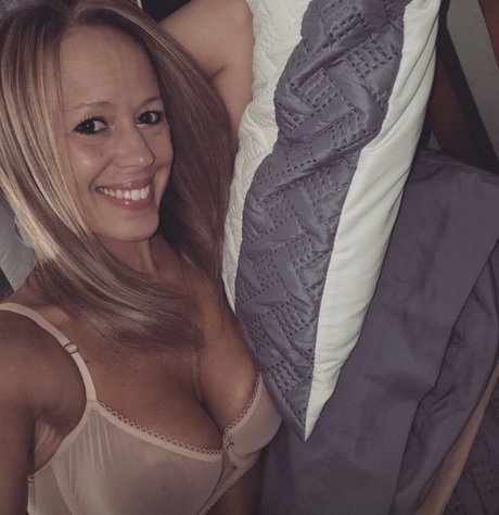 Mommamadisonxo pornstar beautiful images