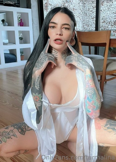 turmalina beautiful model img