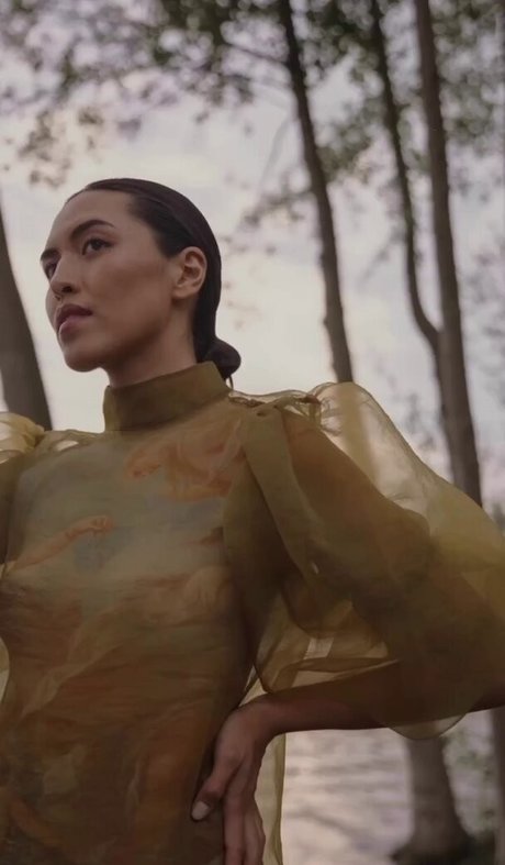 Shanti Tan pornstar hd galleries