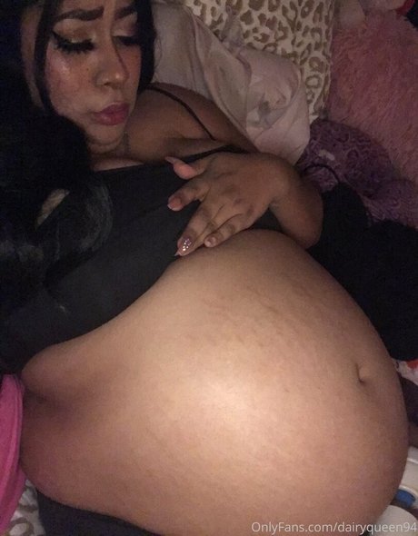 dairyqueen94 naked star images