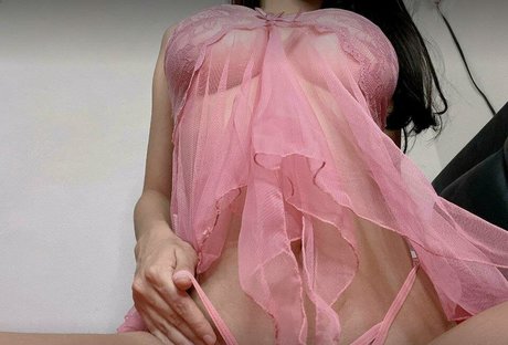 Lena26 sexy actress img