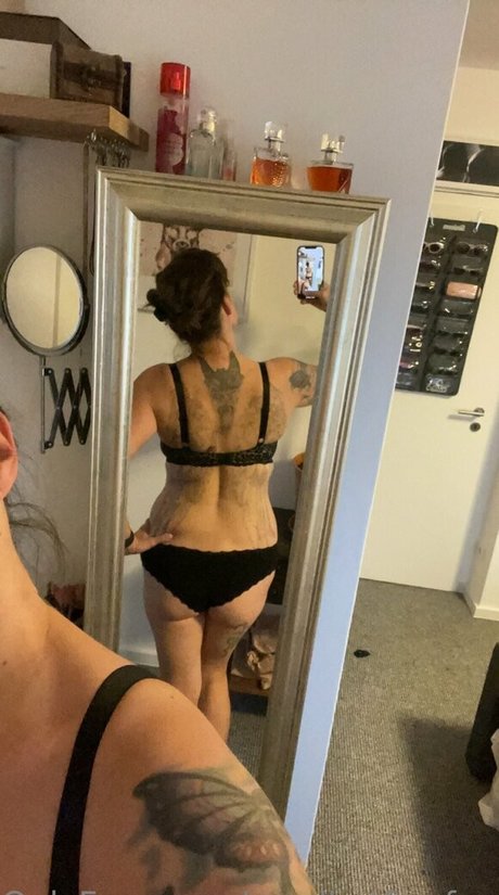 ruralhotfox free sex model photos