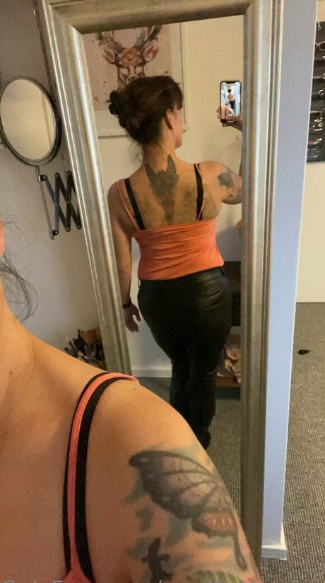 ruralhotfox free model naked pictures