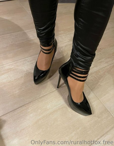 ruralhotfox free pornstar hd picture