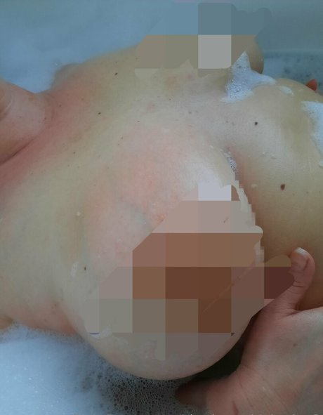 designed4desire2 actress galleries