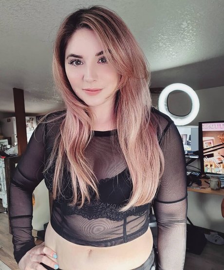 Mary Kish pretty model gallery