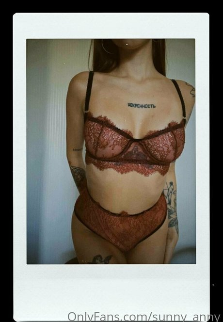 sunny anny pornstar top img